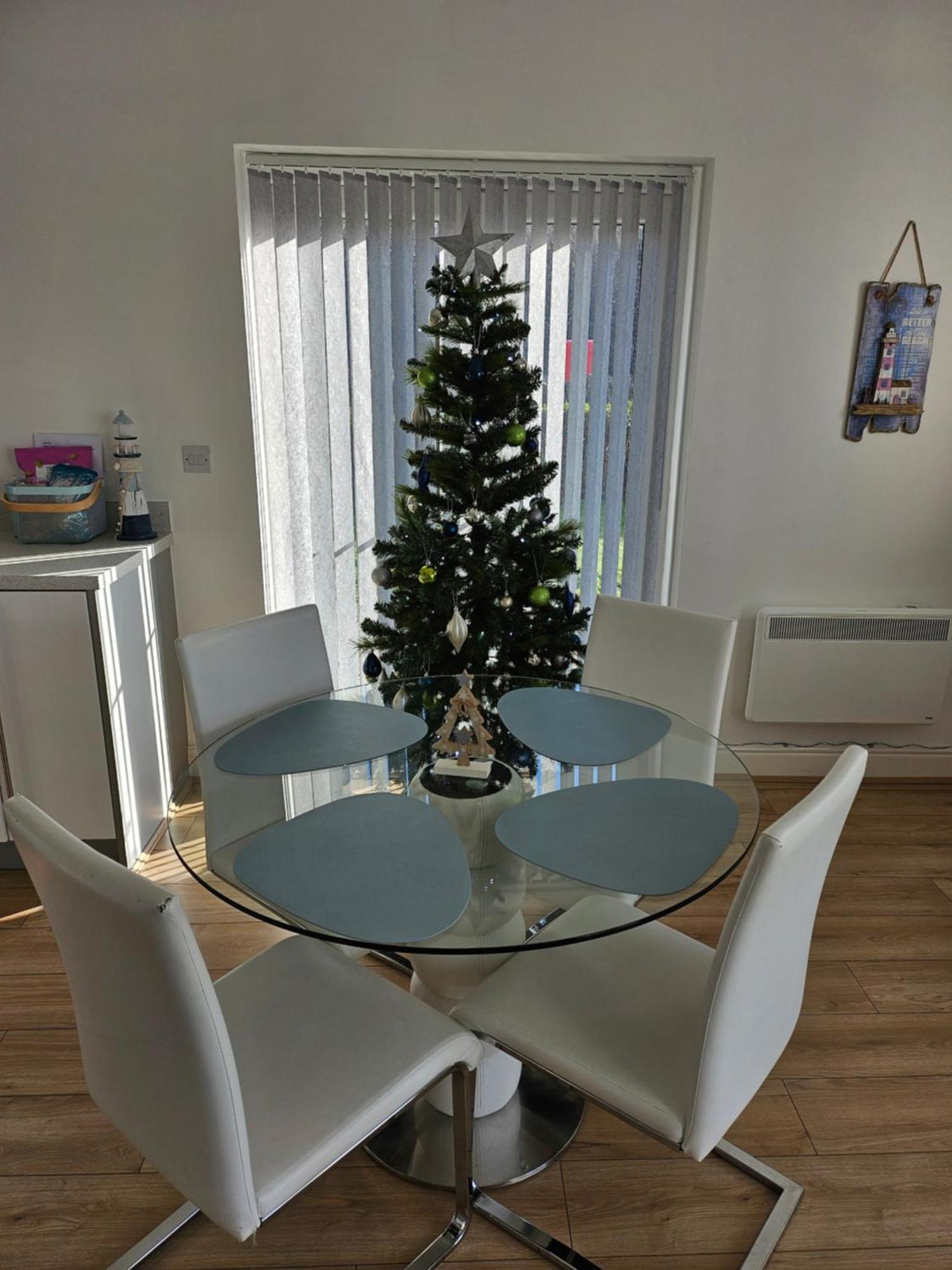 Coastal Apartment With Beach On Your Doorstep! Llanelli Exterior photo